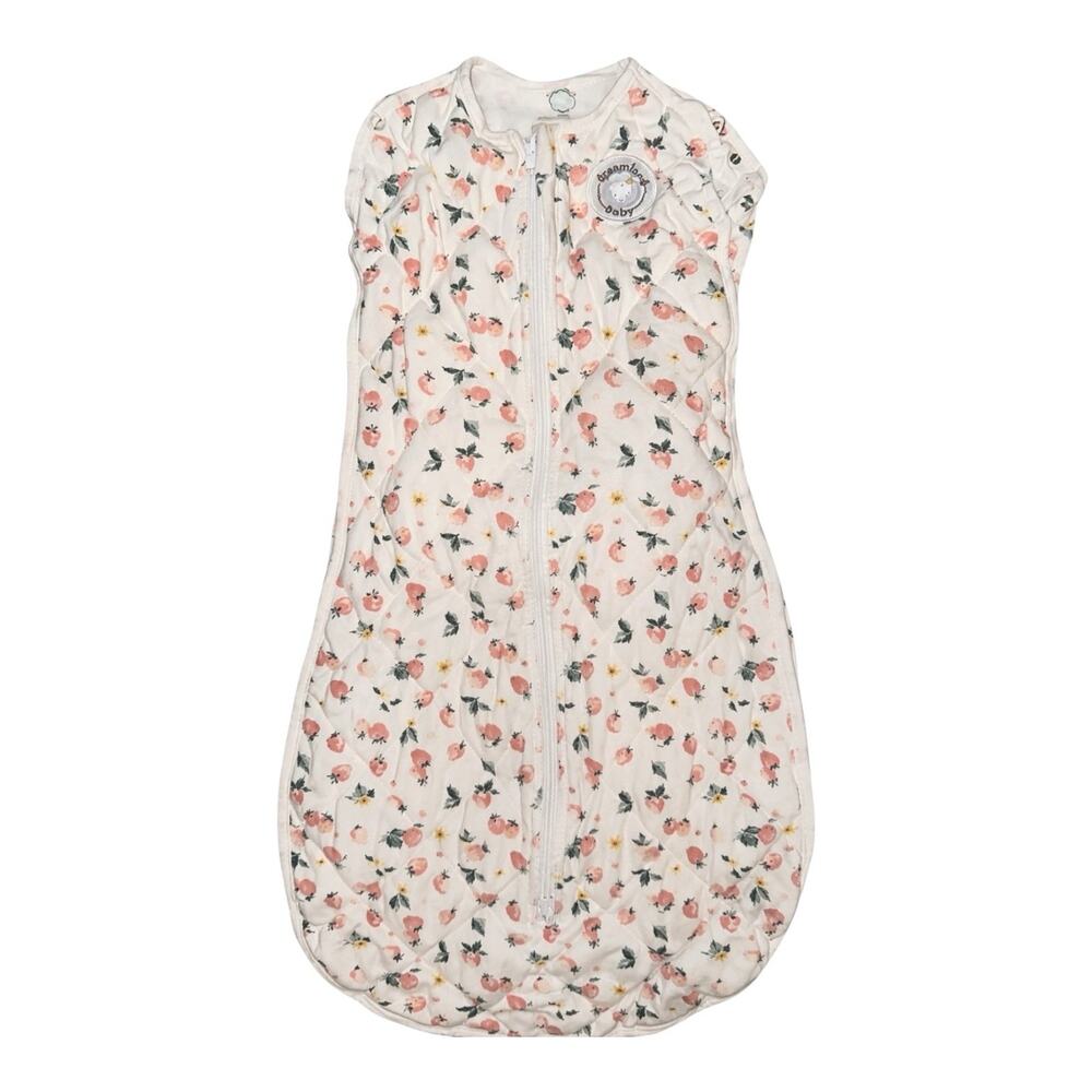 Dreamland Baby Sleep Sack/Swaddle – 0-6 Months (Strawberry Print)